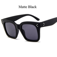 Load image into Gallery viewer, Femme Retro Sunglasses
